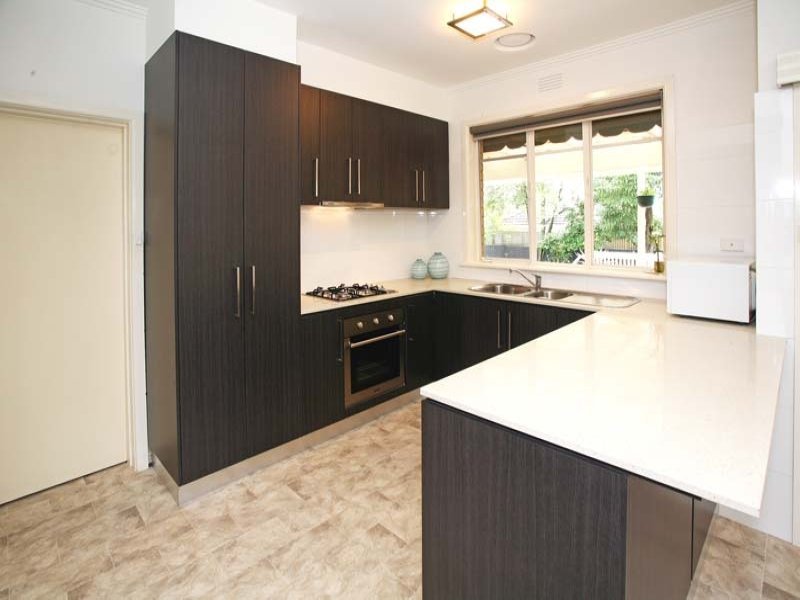 453 Belmore Road, Mont Albert North image 6