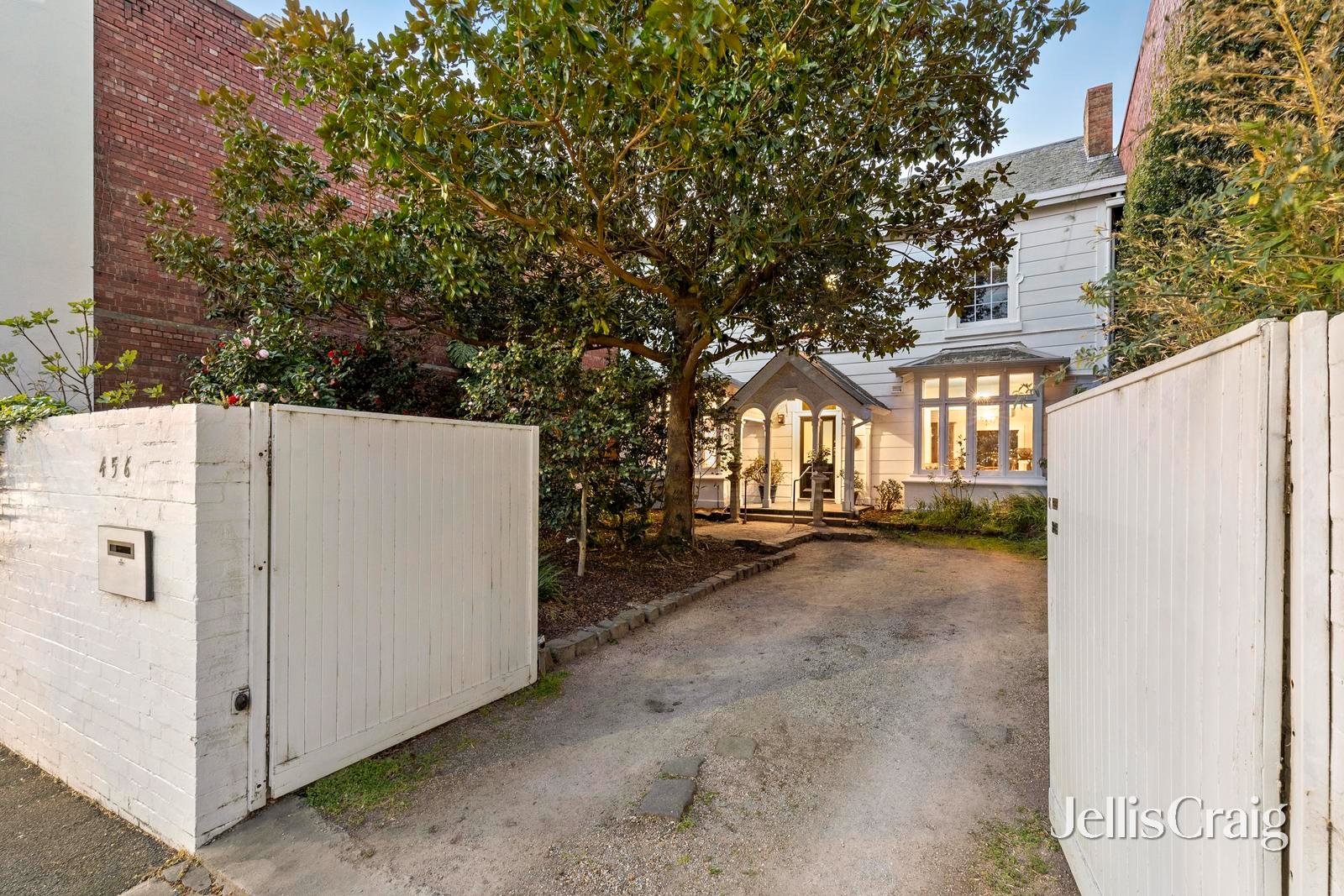 454-458 Victoria Street, North&nbsp;Melbourne image 1