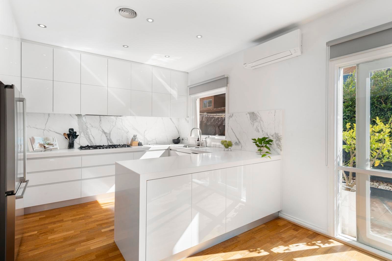 Property Gallery Thumbnail 4