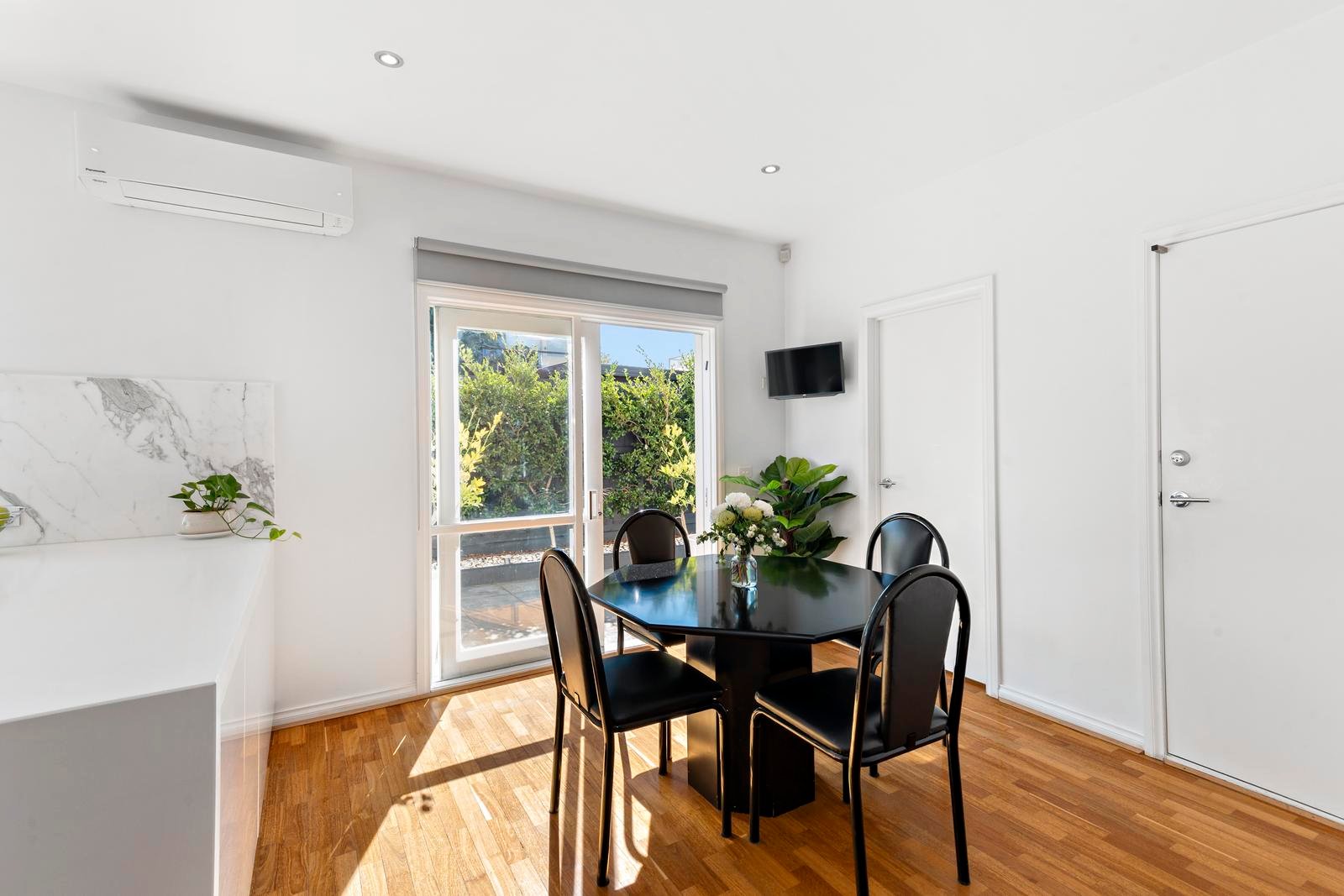 Property Gallery Thumbnail 5