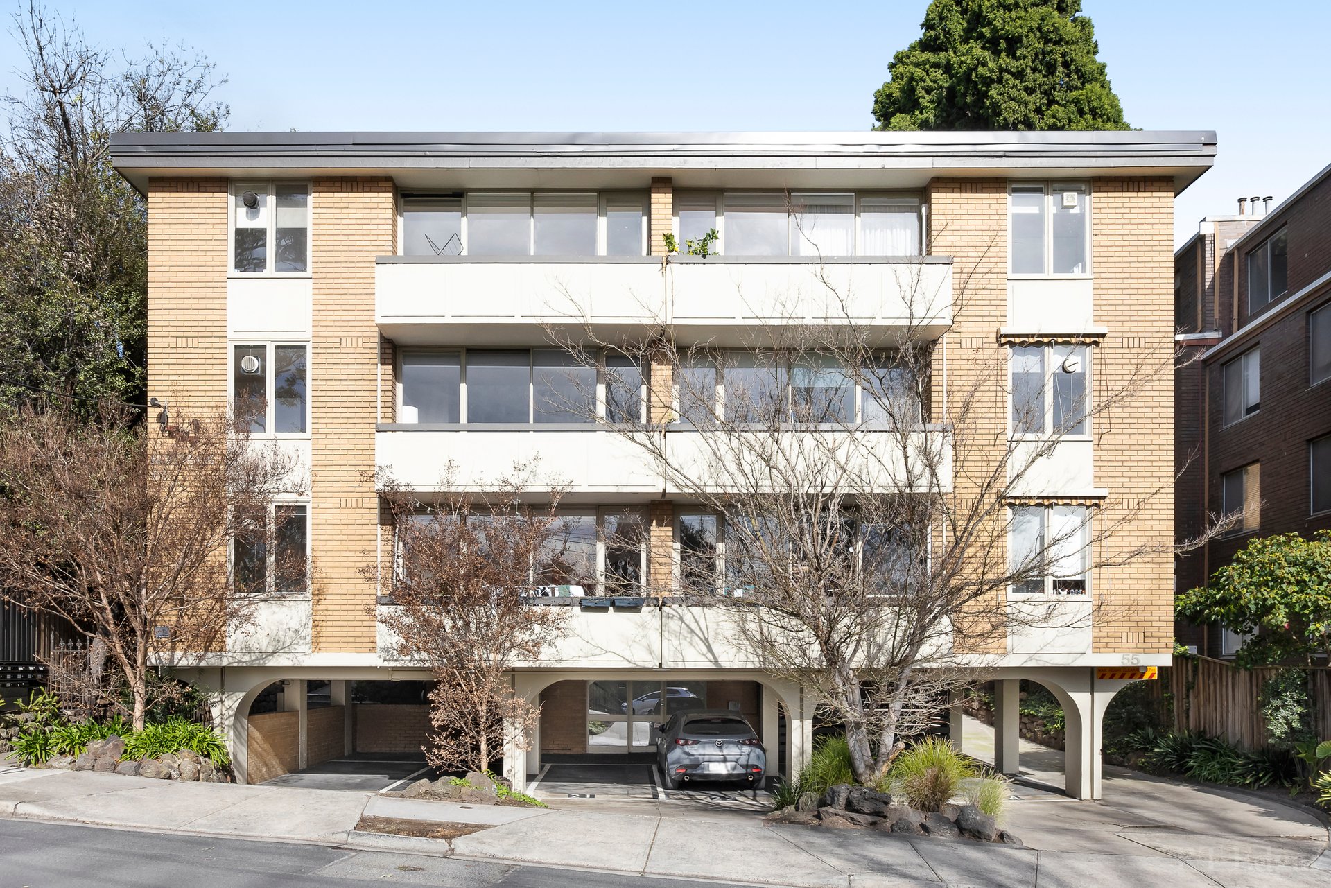 Property Gallery - Main Image