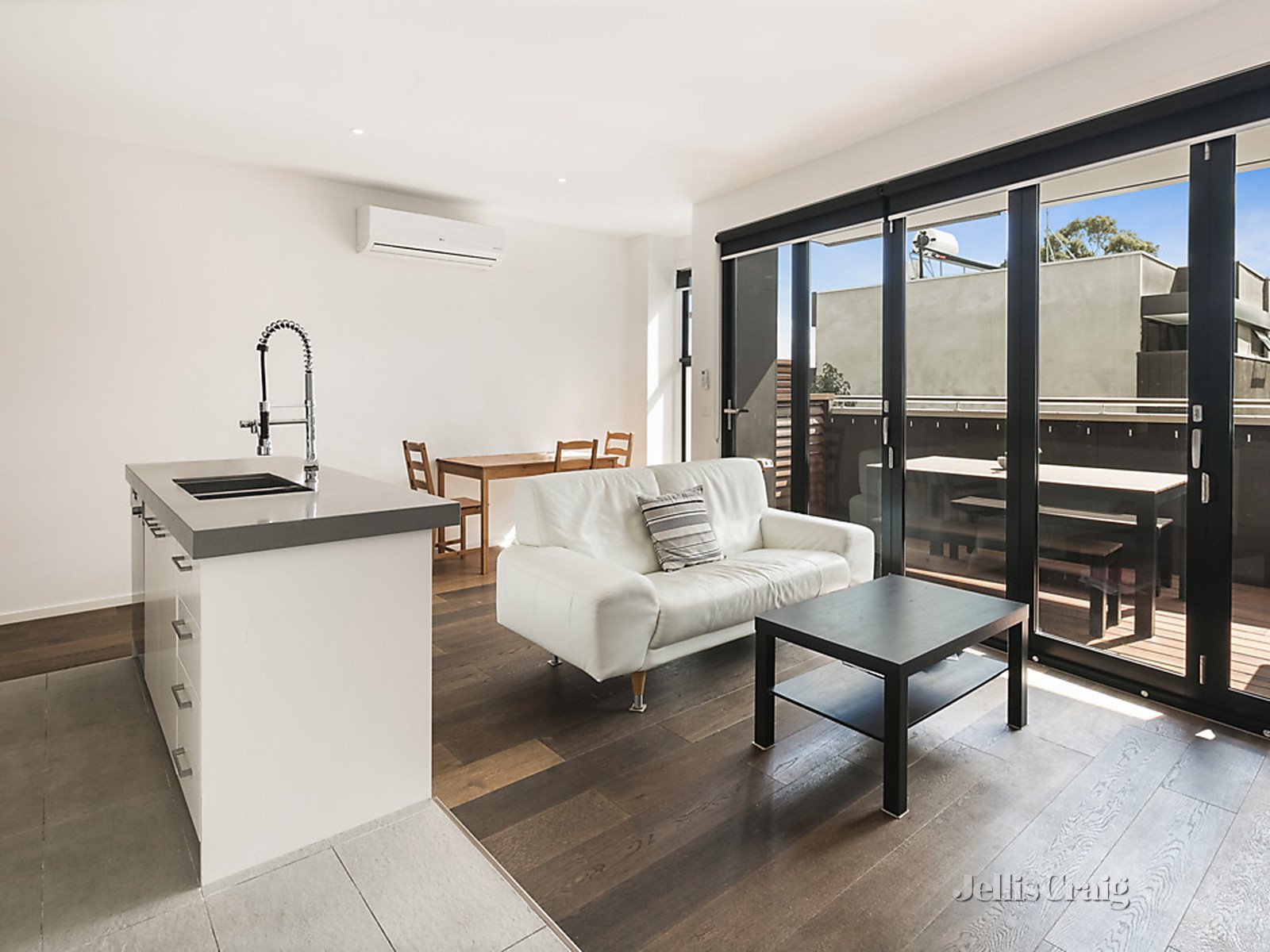 4/55 Gadd Street, Northcote image 6