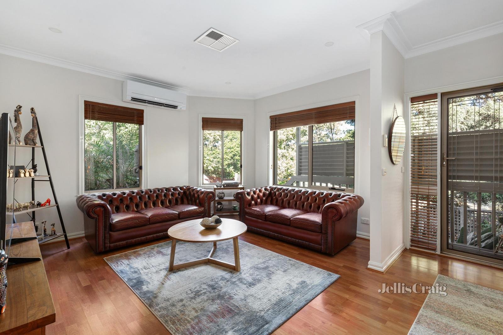 4/56-58 Greenhill Road, Greensborough image 2