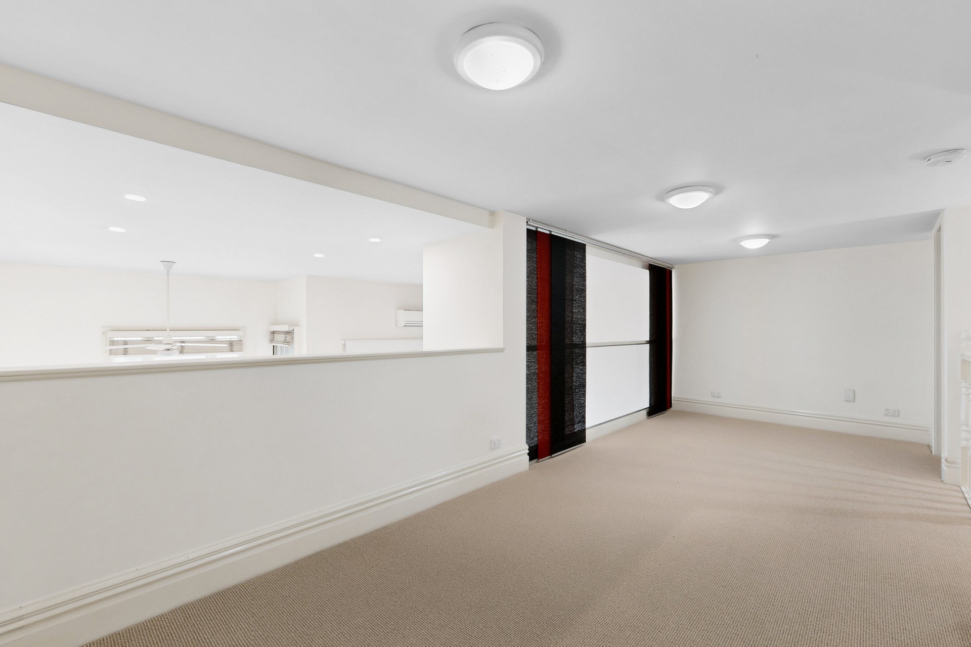 4/56 Beach Road, Hampton image 12