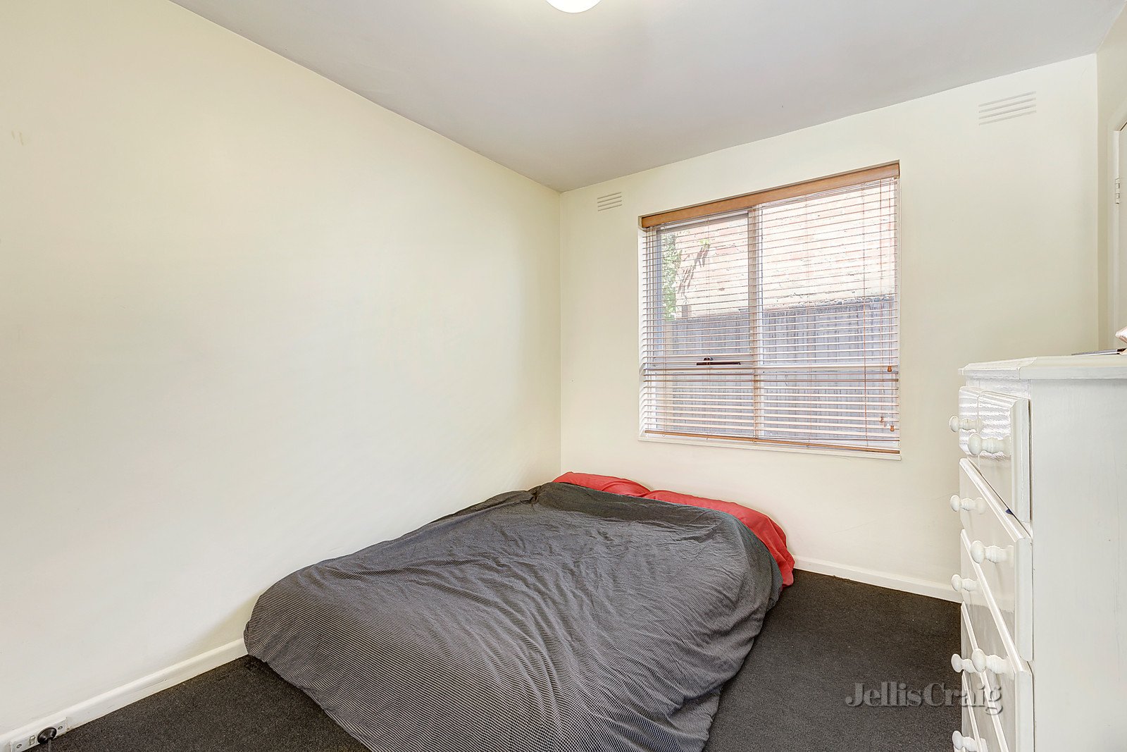 4/56 Edgar Street North, Glen Iris image 2