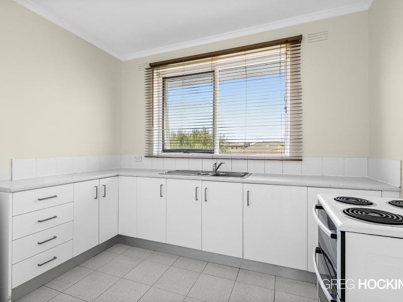 4/56 Rayner Street, Altona image 3