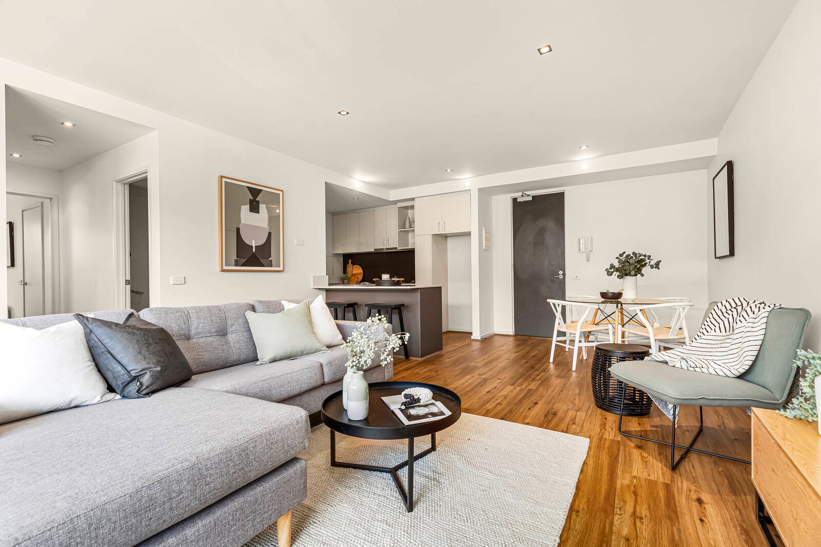 Property Gallery Thumbnail 4