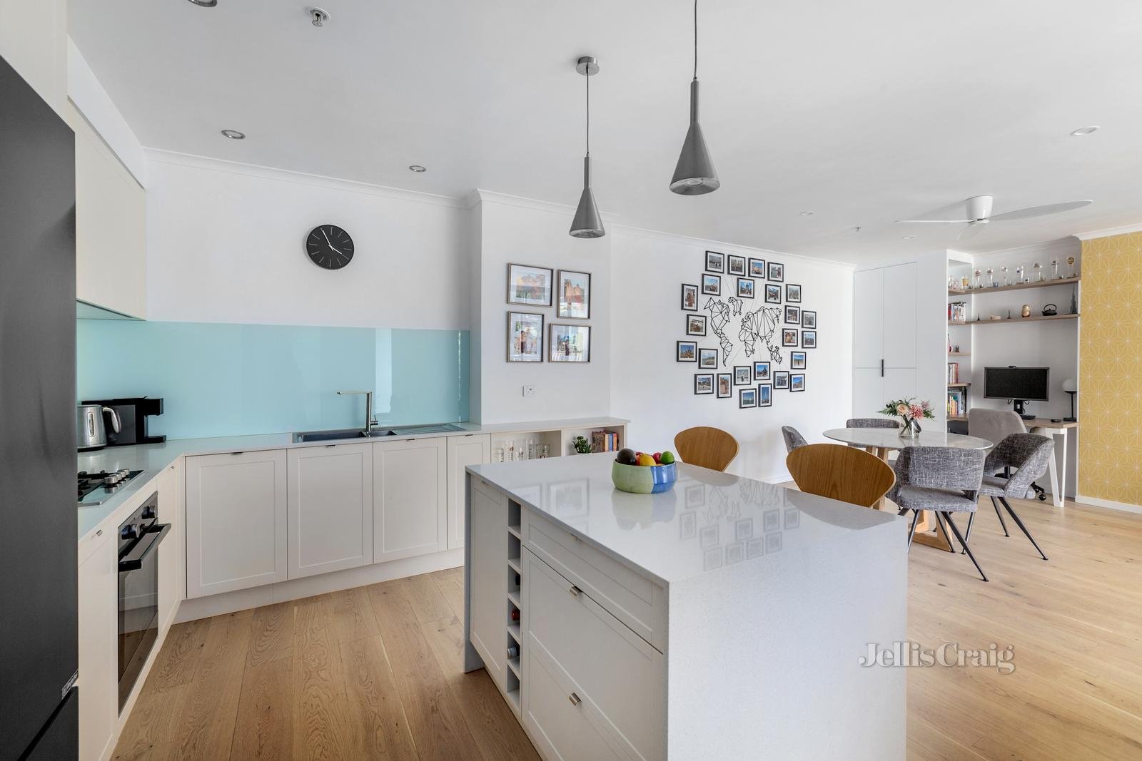 45/69 Dorcas Street, South Melbourne image 4