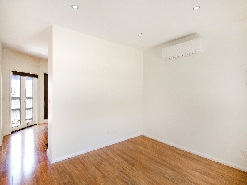 4/57-59 Wilsons Road, Newcomb image 3