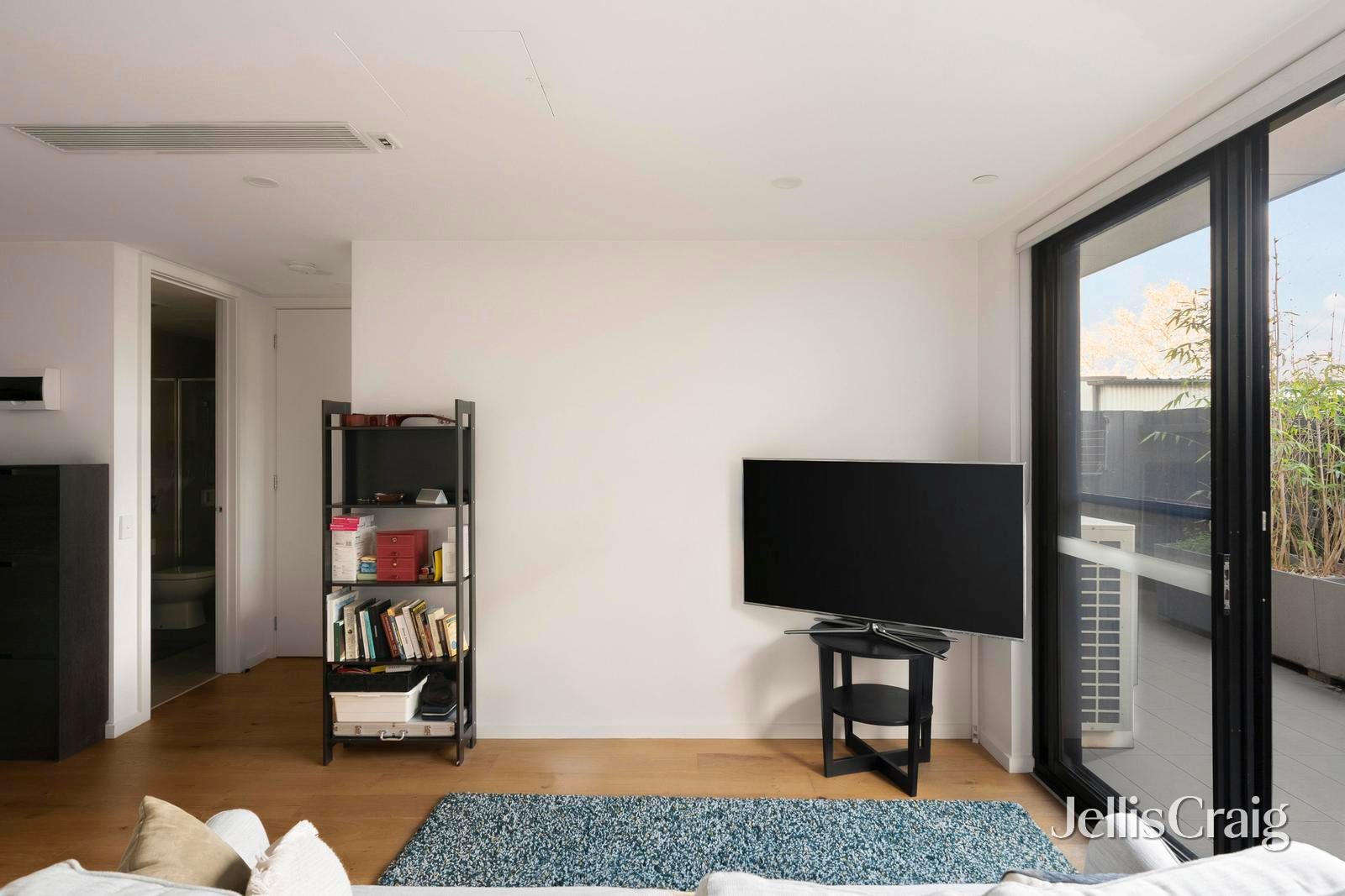 4/57 Station Street, Fairfield image 5