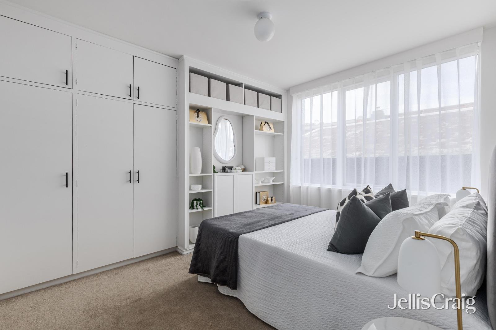 4/574 Glenferrie Road, Hawthorn image 2