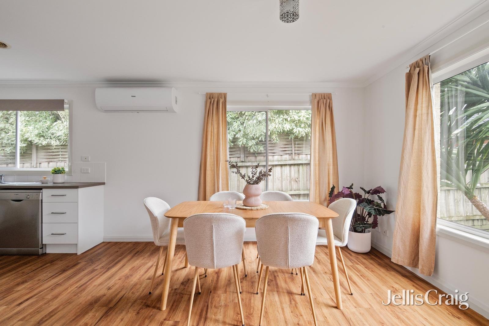 45A Cherylnne Crescent, Kilsyth image 4