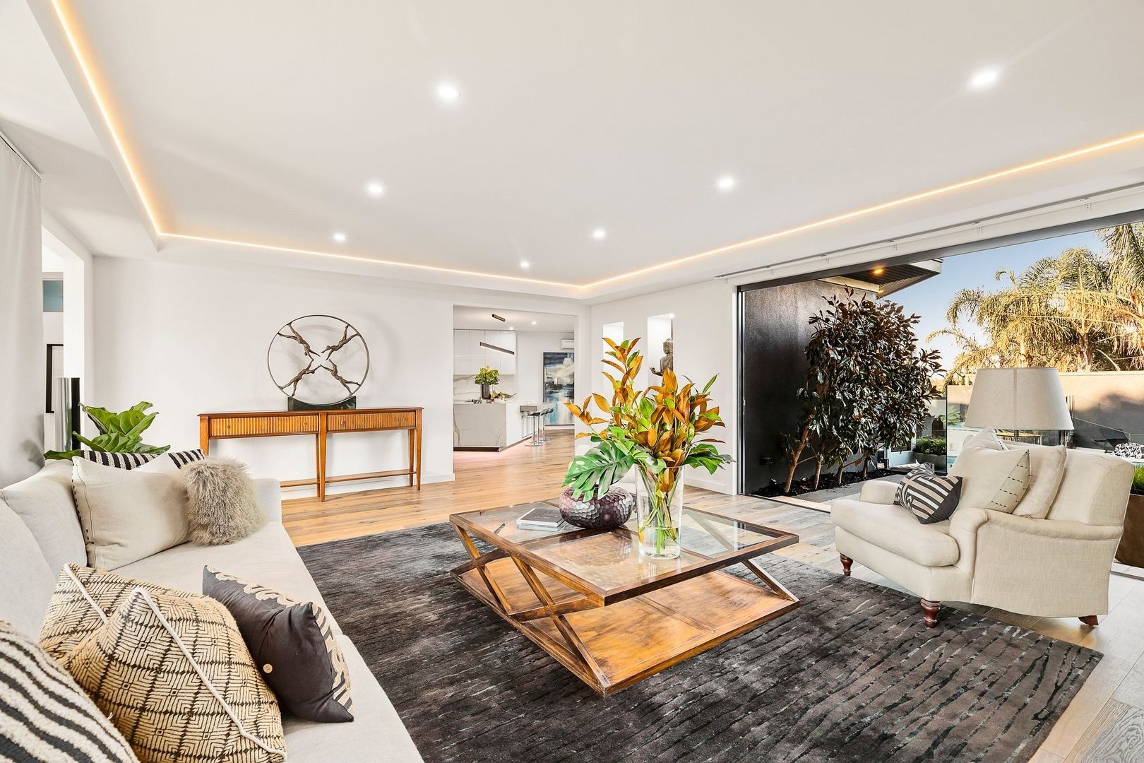 Property Gallery Thumbnail 6