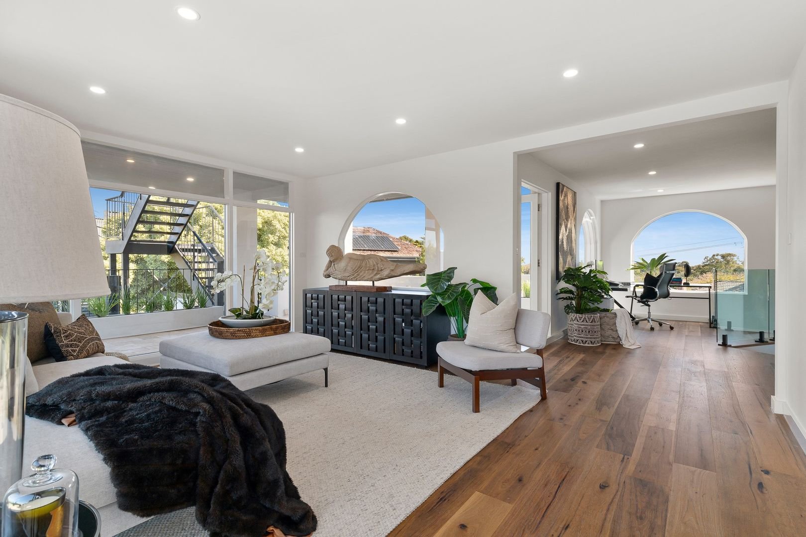 Property Gallery Thumbnail 9