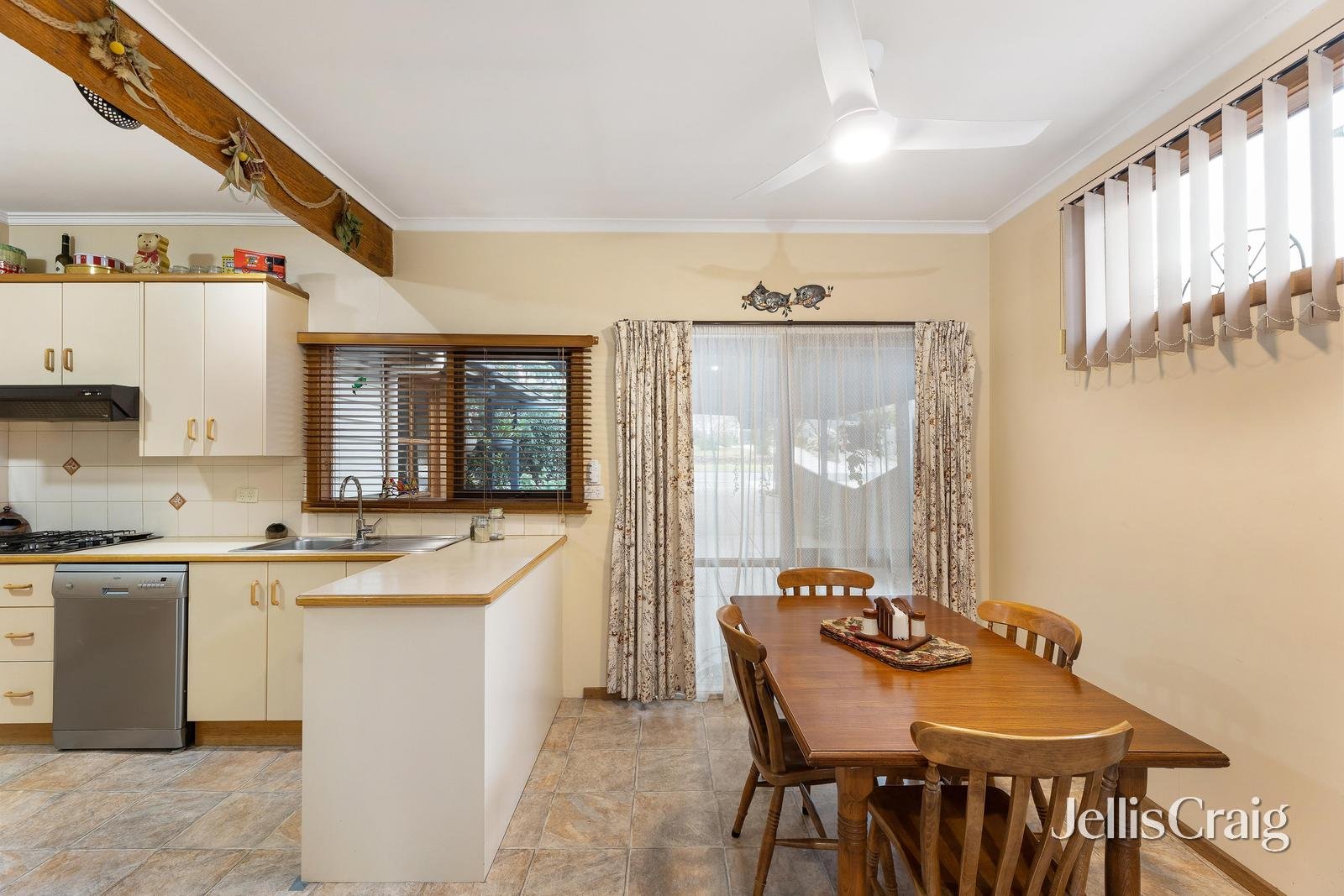 46 Adeline Street, Greensborough image 5