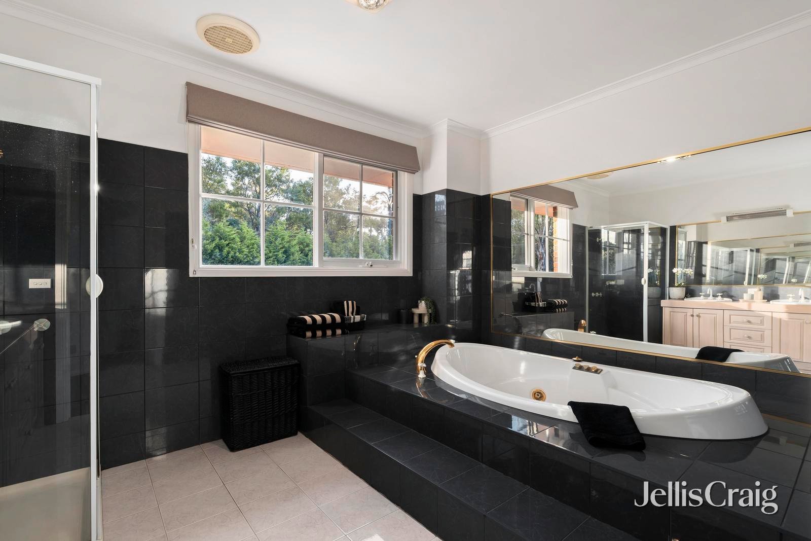 46 Bramley Drive, Ringwood North image 10