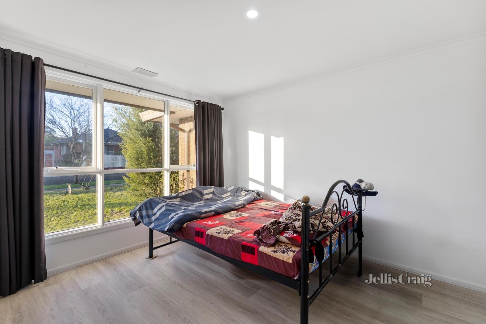 46 Cappella Court, Glen Waverley image 6