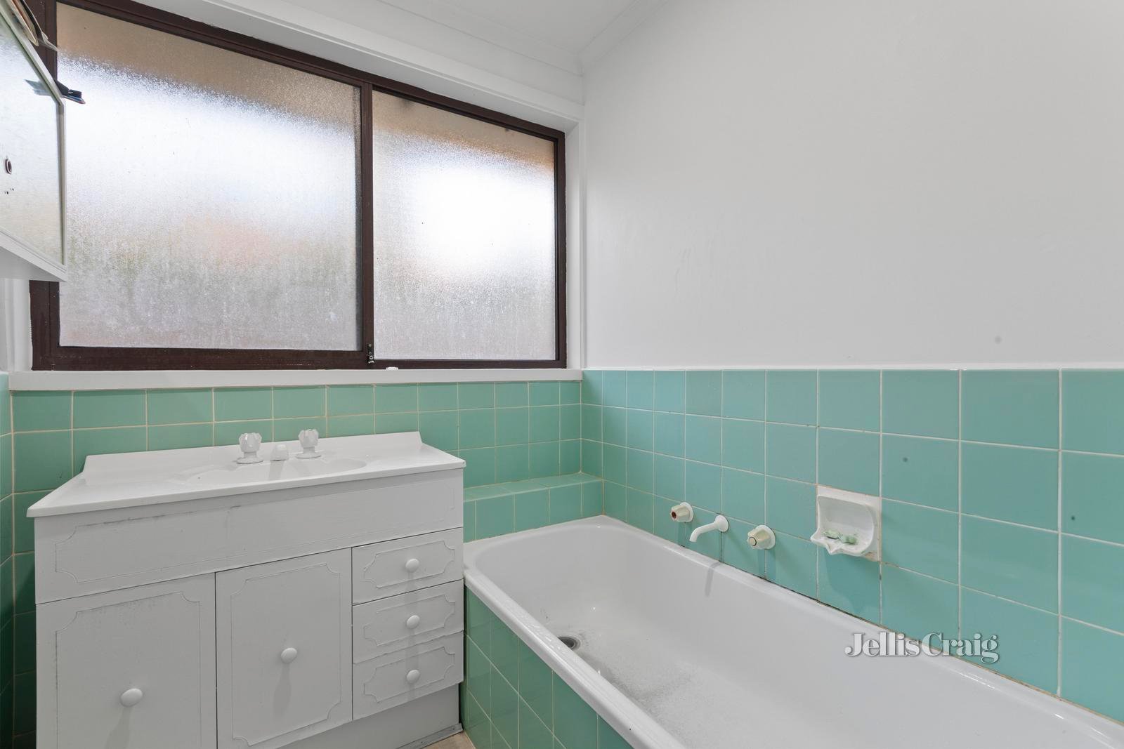 46 Cappella Court, Glen Waverley image 8