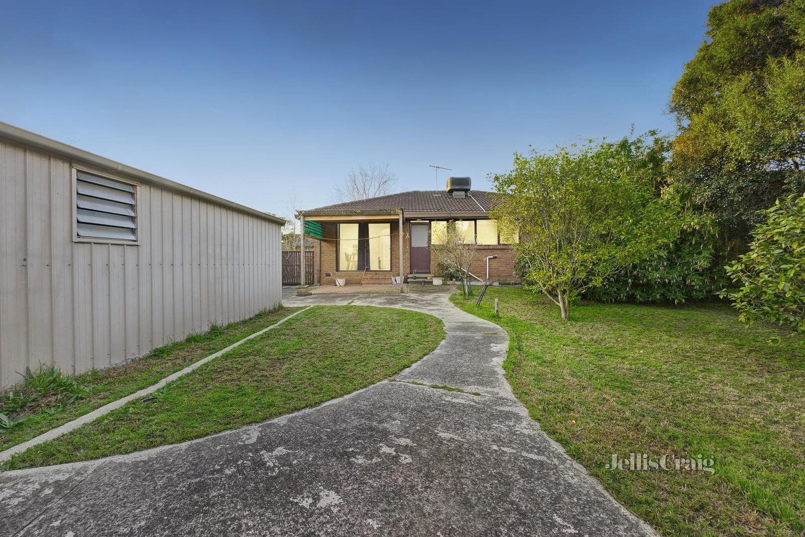 46 Cappella Court, Glen Waverley image 10