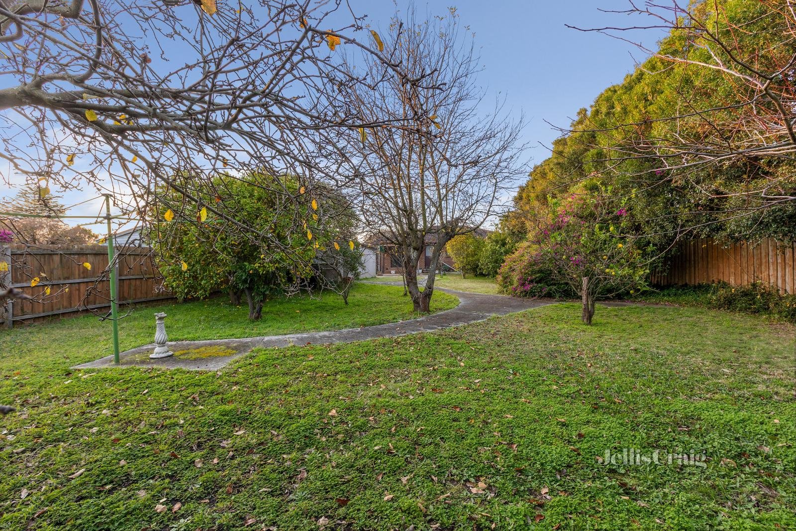 46 Cappella Court, Glen Waverley image 12