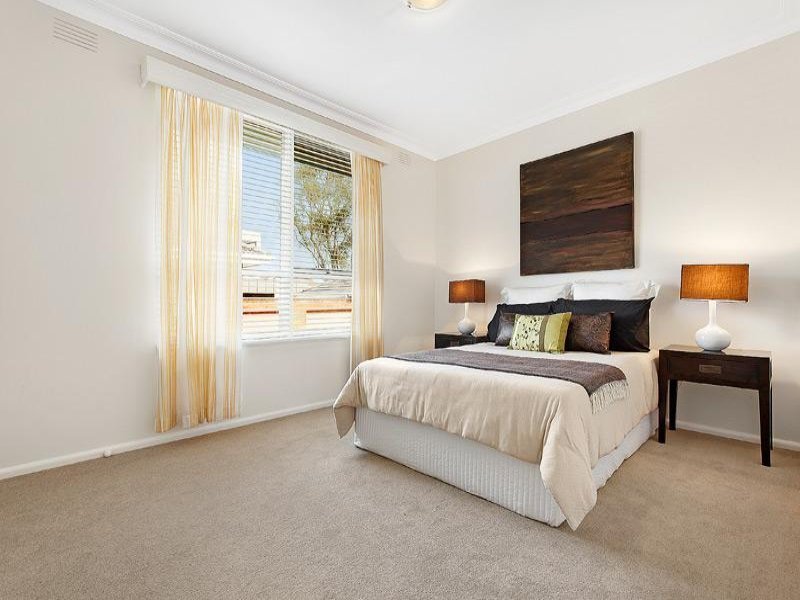 4/6 Carlyle Street, Hawthorn East image 4