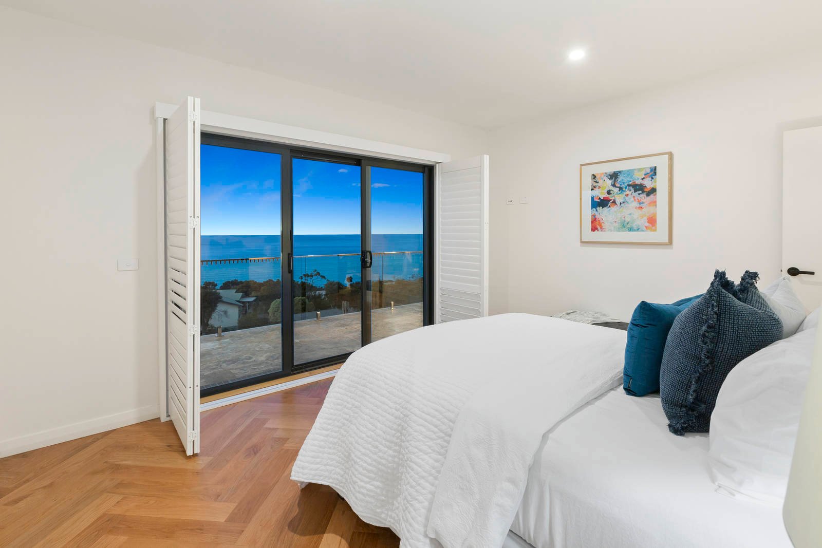 Property Gallery Thumbnail 6
