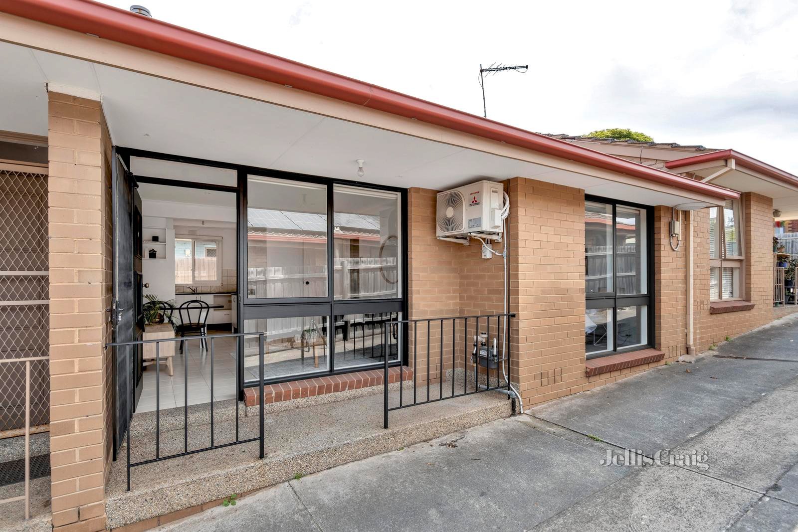 4/6 Dalgety Street, Brunswick West image 5