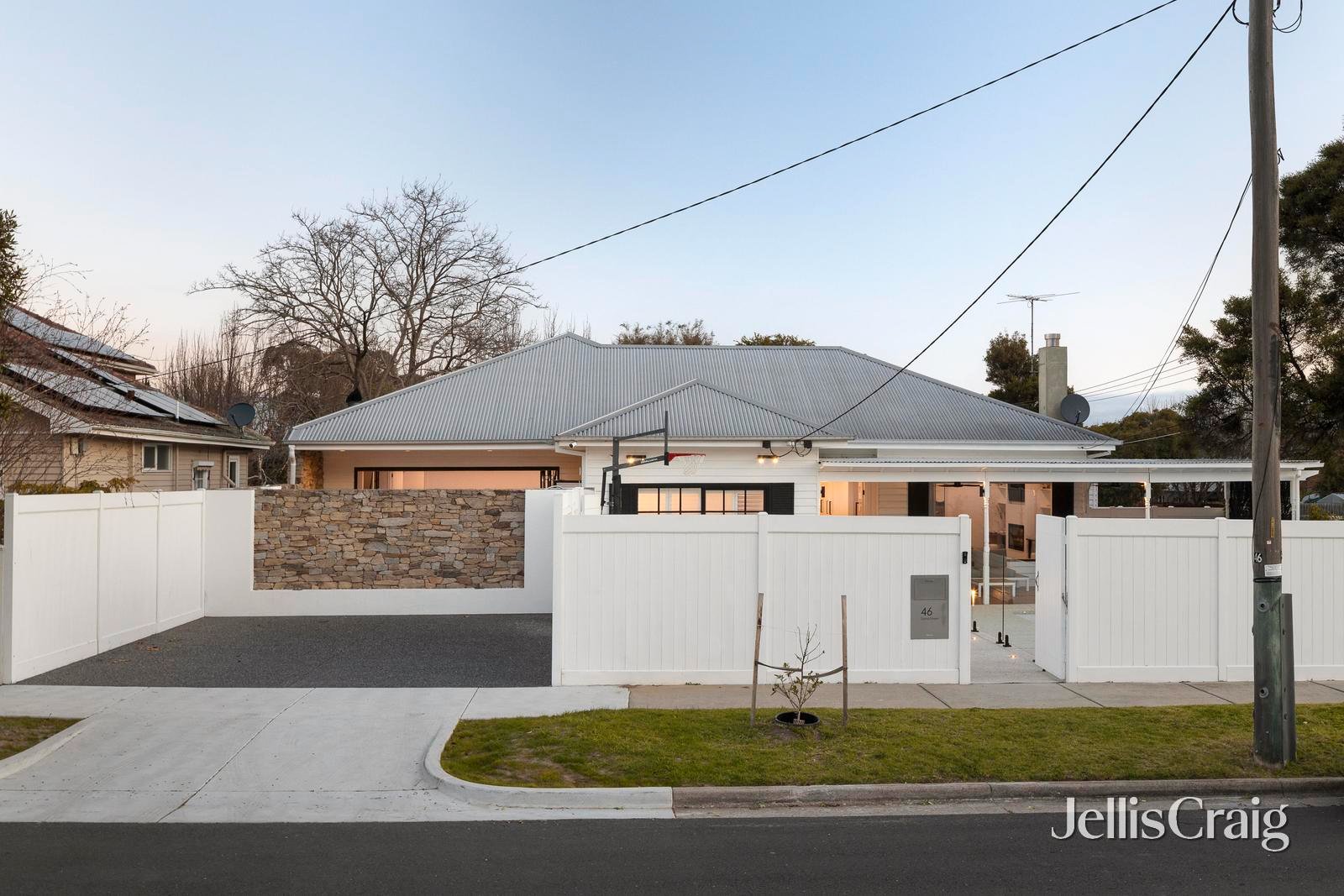 46 David Street, Hampton image 2