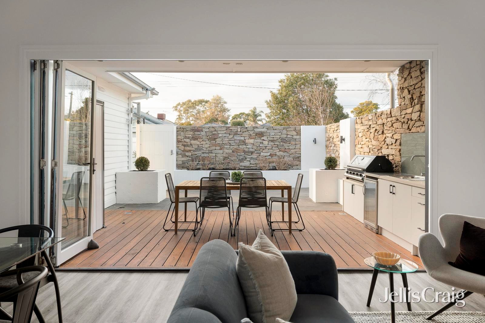 46 David Street, Hampton image 10