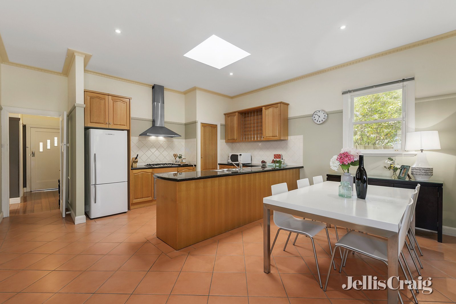 46 Doncaster East Road, Mitcham image 4