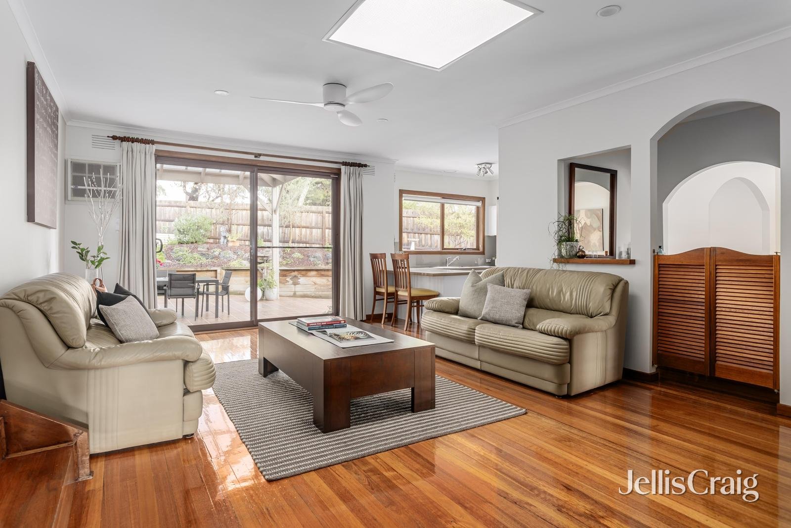 46 Dunbarton Drive, Eltham North image 5