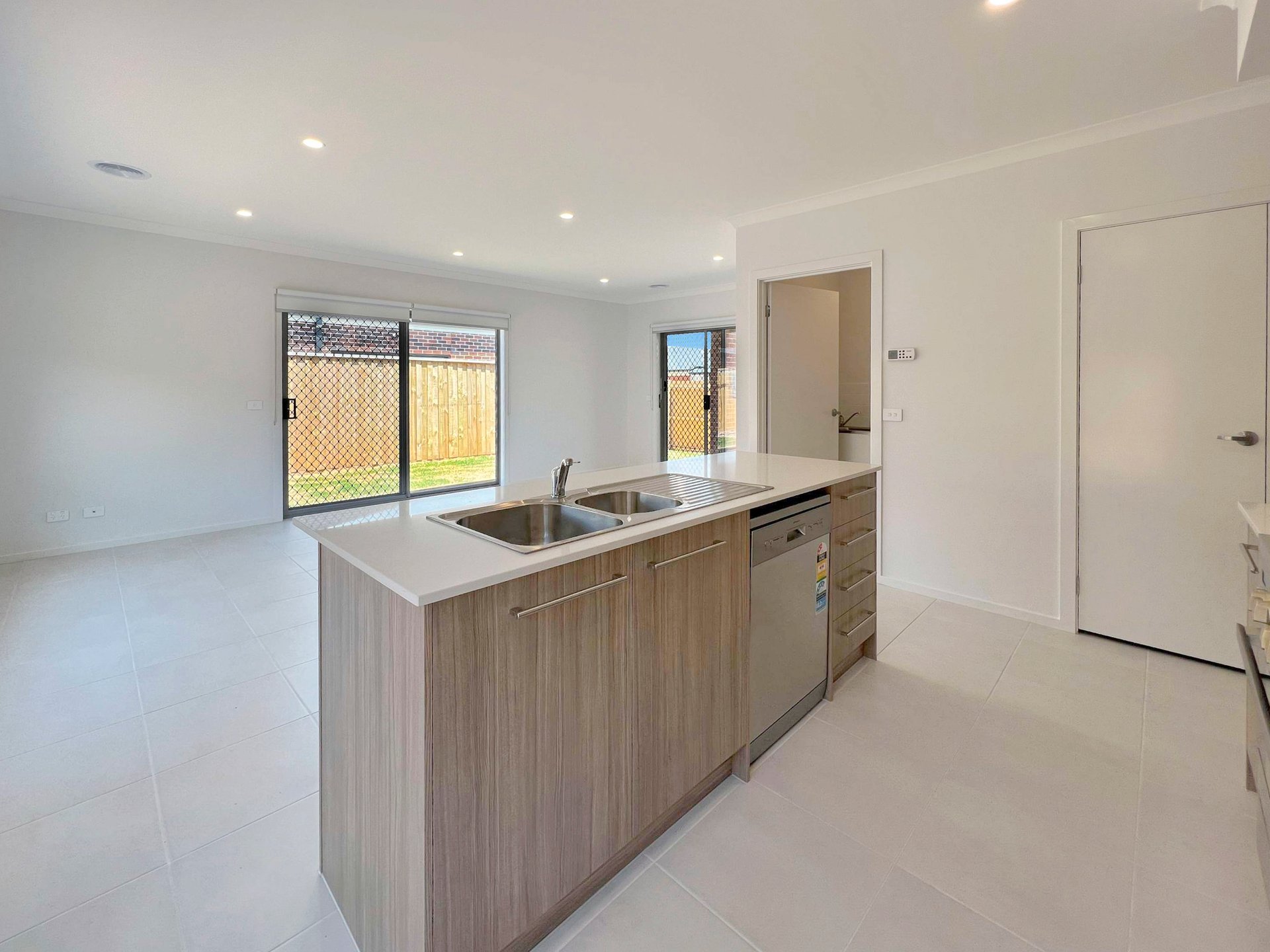 46 Eagle Road, Armstrong&nbsp;Creek image 2