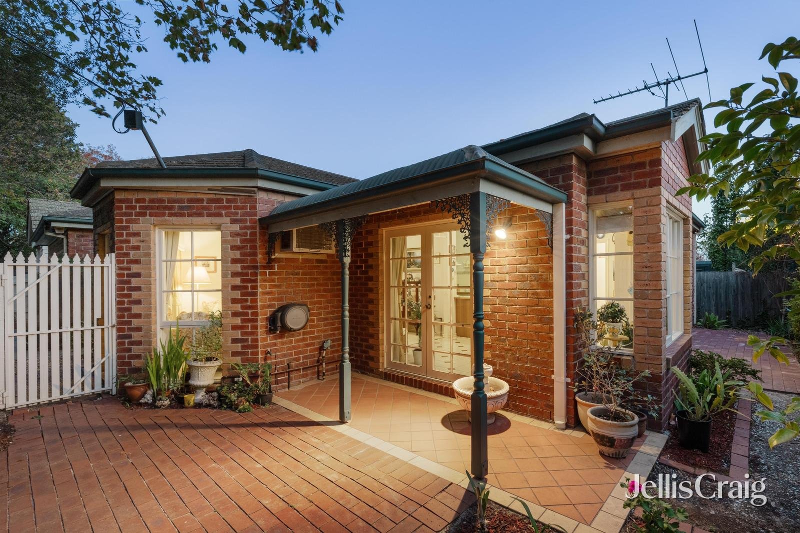 46 Erasmus Street, Surrey&nbsp;Hills image 5