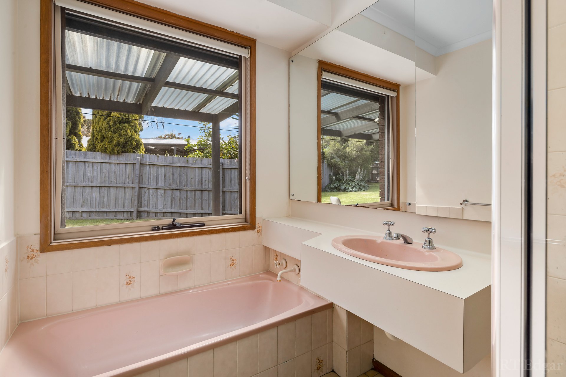 Property Gallery Thumbnail 4