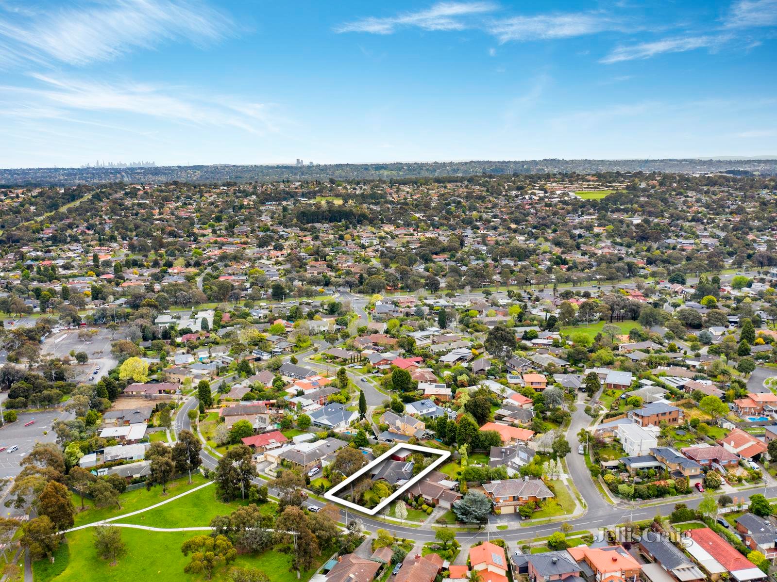 46 Gateshead Drive, Wantirna South image 13