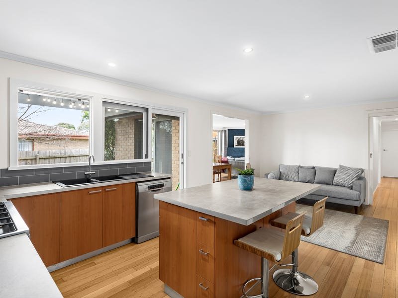 Property Gallery Thumbnail 3