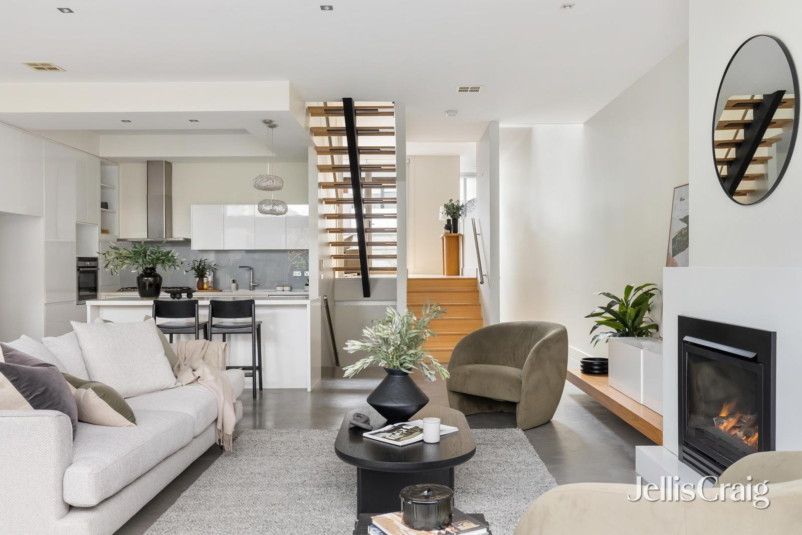 46 Glass Street, Richmond image 9