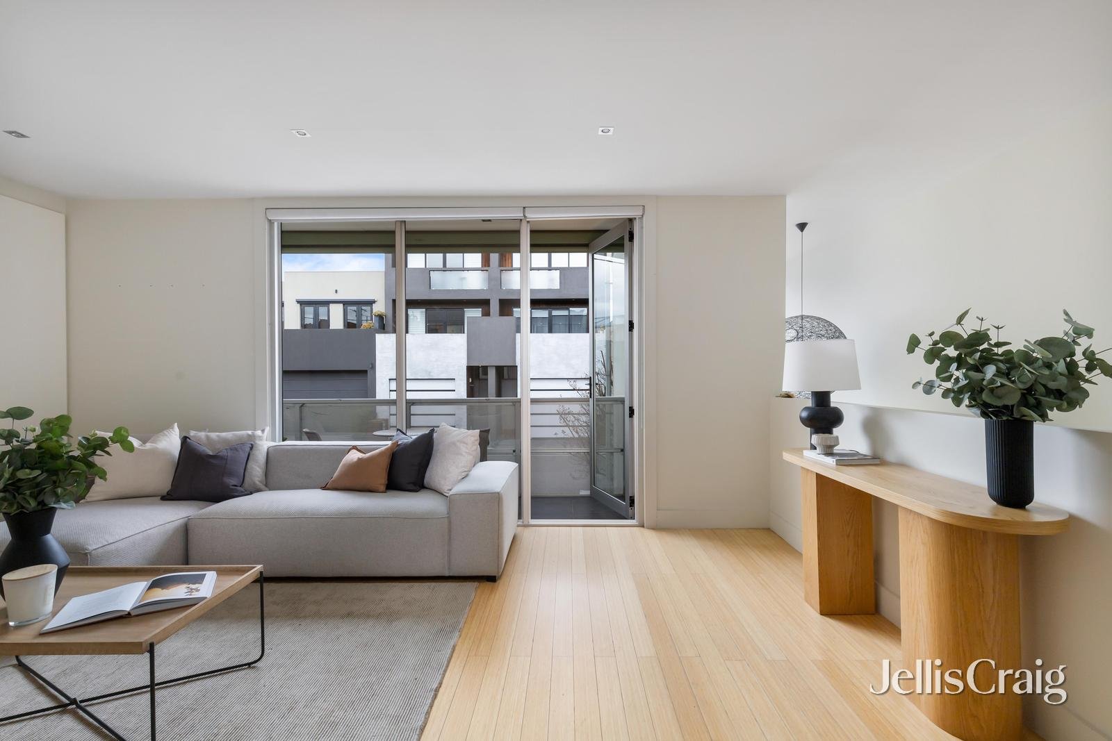 46 Glass Street, Richmond image 10