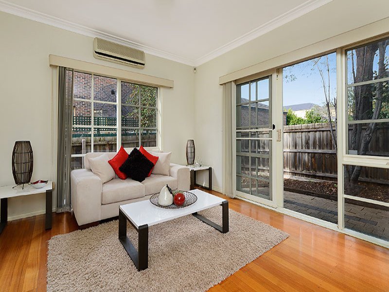 46 Grosvenor Parade, Balwyn image 4