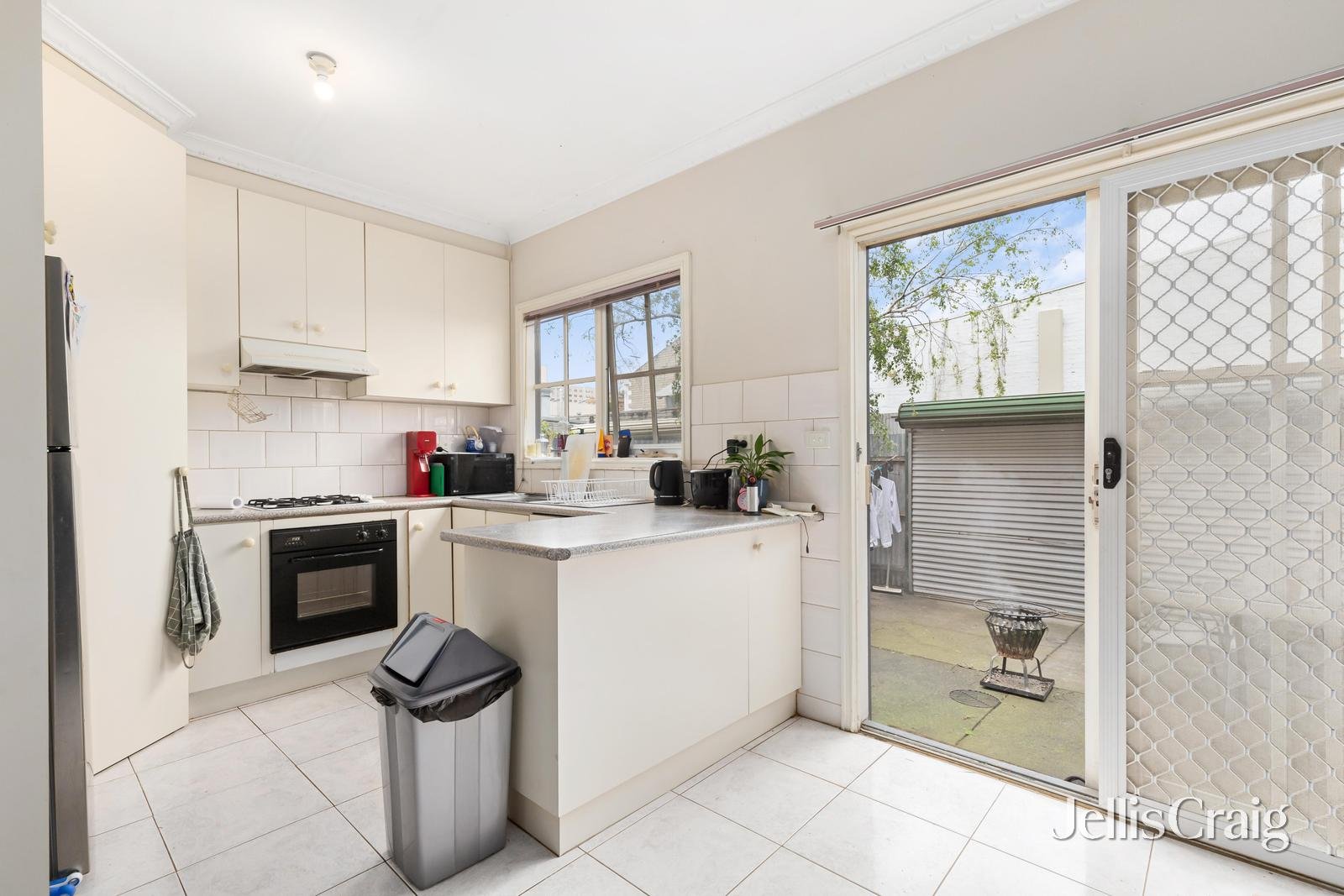 46 Grosvenor Street, South Yarra image 4