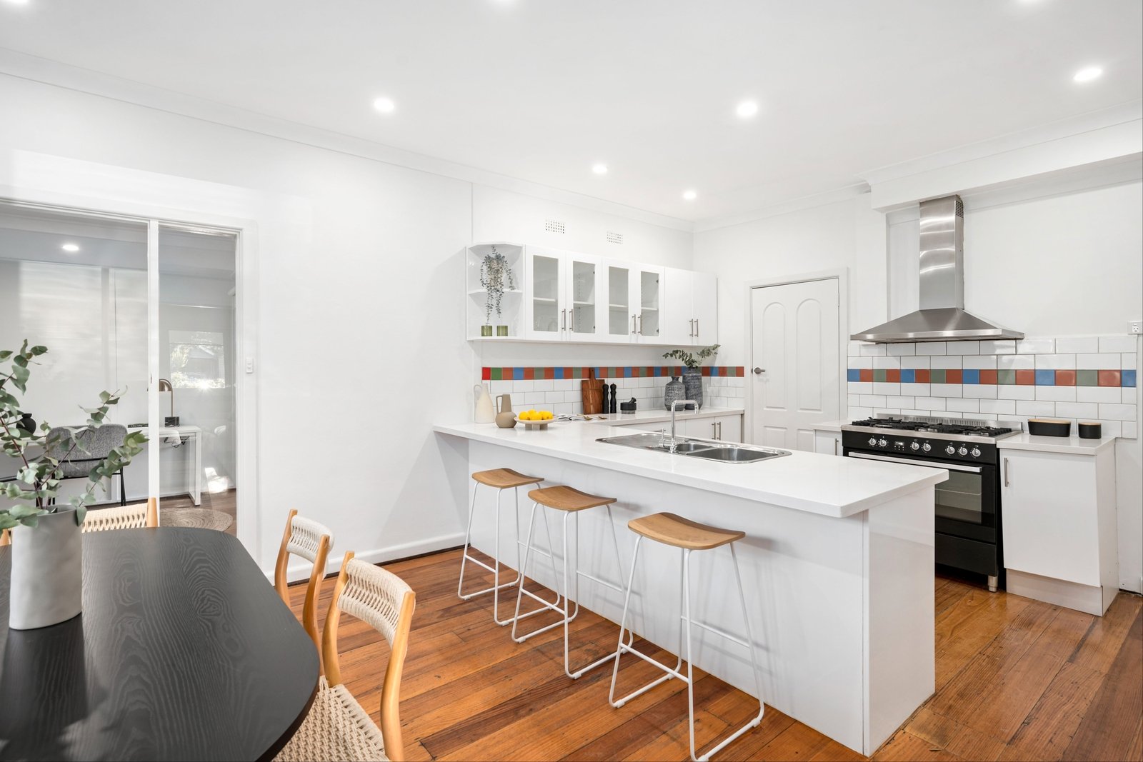 Property Gallery Thumbnail 3