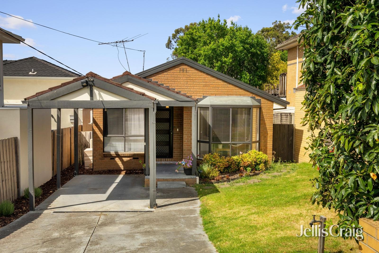 46 Hampshire Road, Glen&nbsp;Waverley image 1