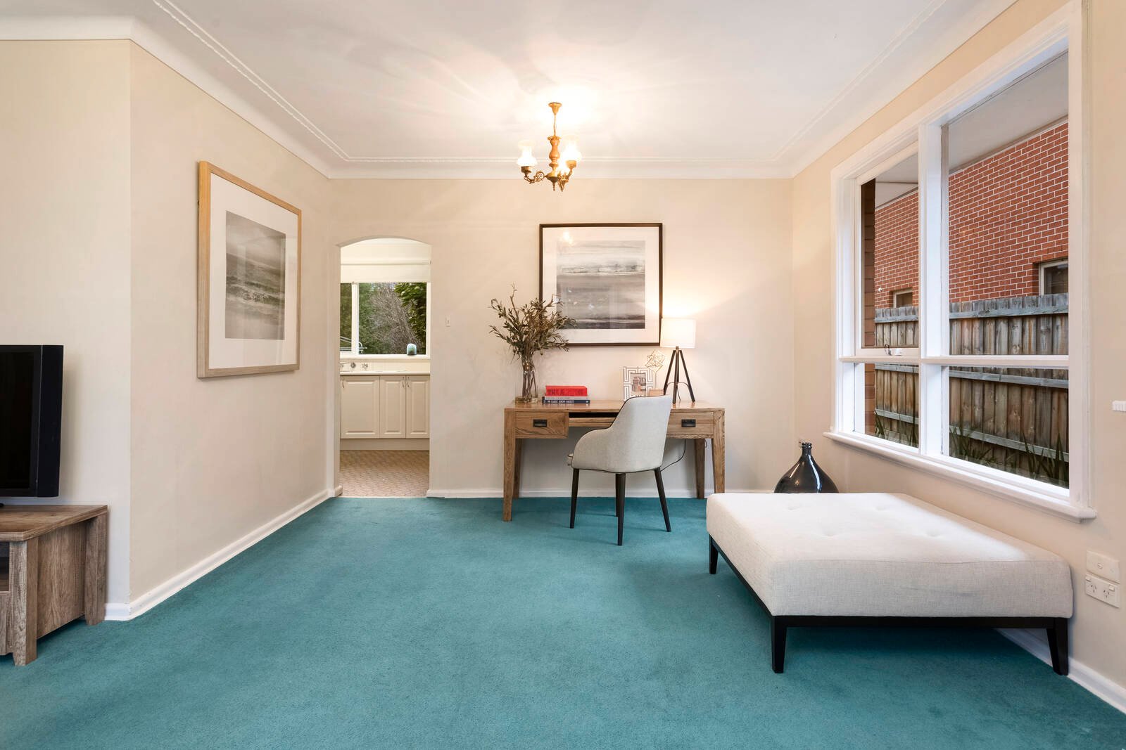 Property Gallery Thumbnail 3