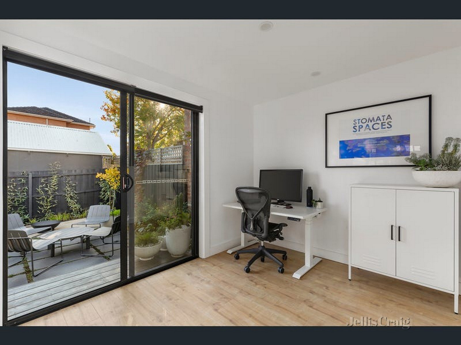 46 Highbury Grove, Prahran image 5