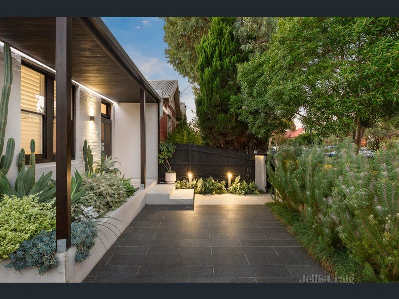 46 Highbury Grove, Prahran image 14