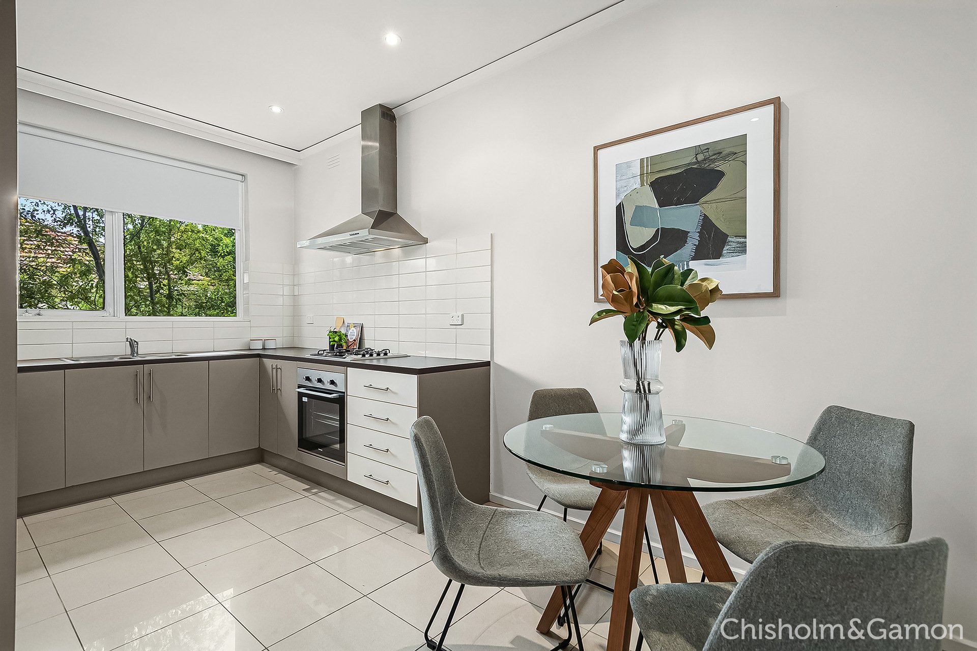 4/6 John Street, Elwood image 2