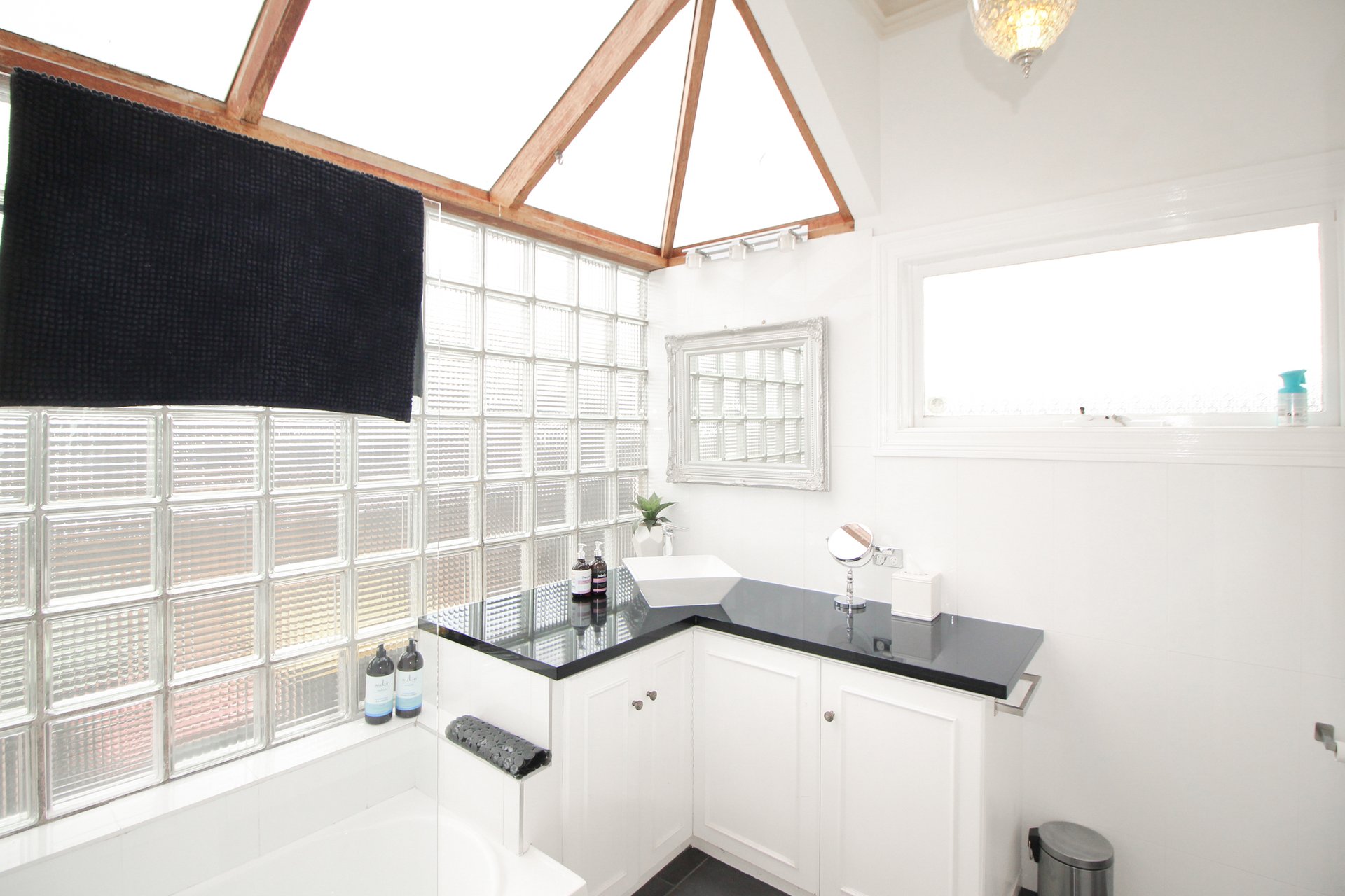 46 Jubilee Street, Geelong image 7