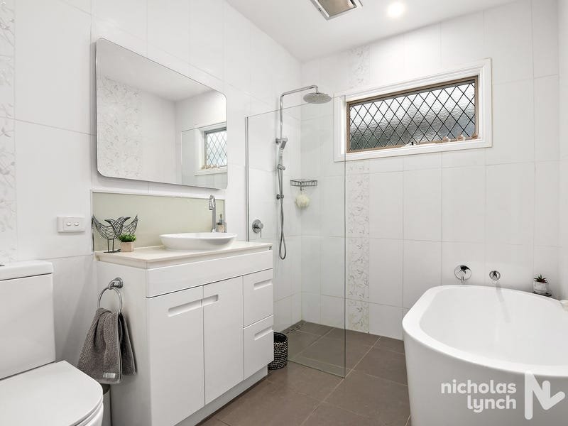 Property Gallery Thumbnail 4