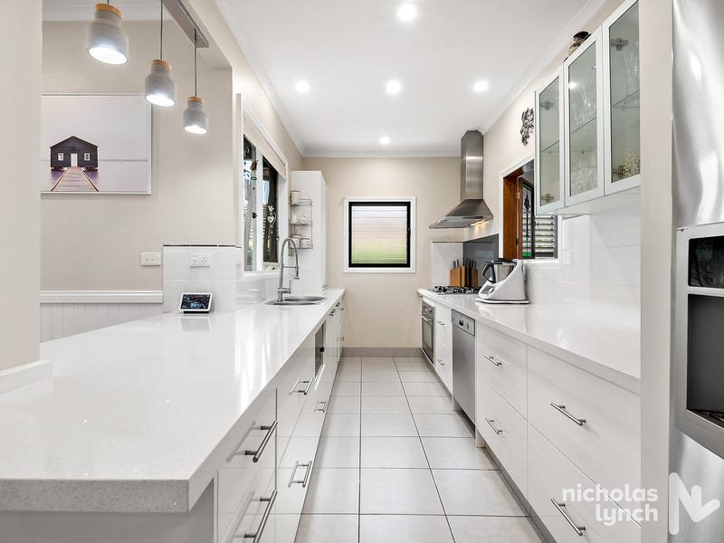 Property Gallery Thumbnail 11