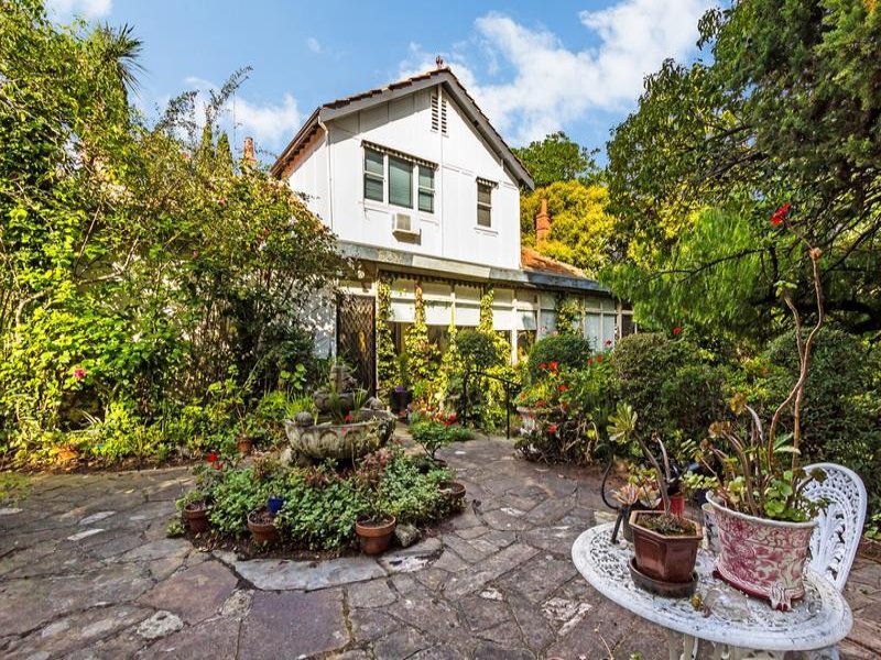 46 Kooyongkoot Road, Hawthorn image 4